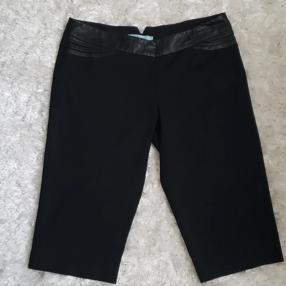 Marciano Cropped Pants Size 6
